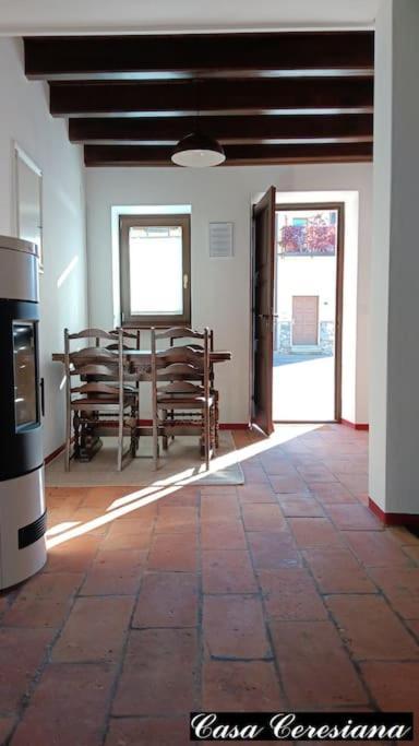 Antica Torre Del Castello Casa Ceresiana Carabietta Exterior foto