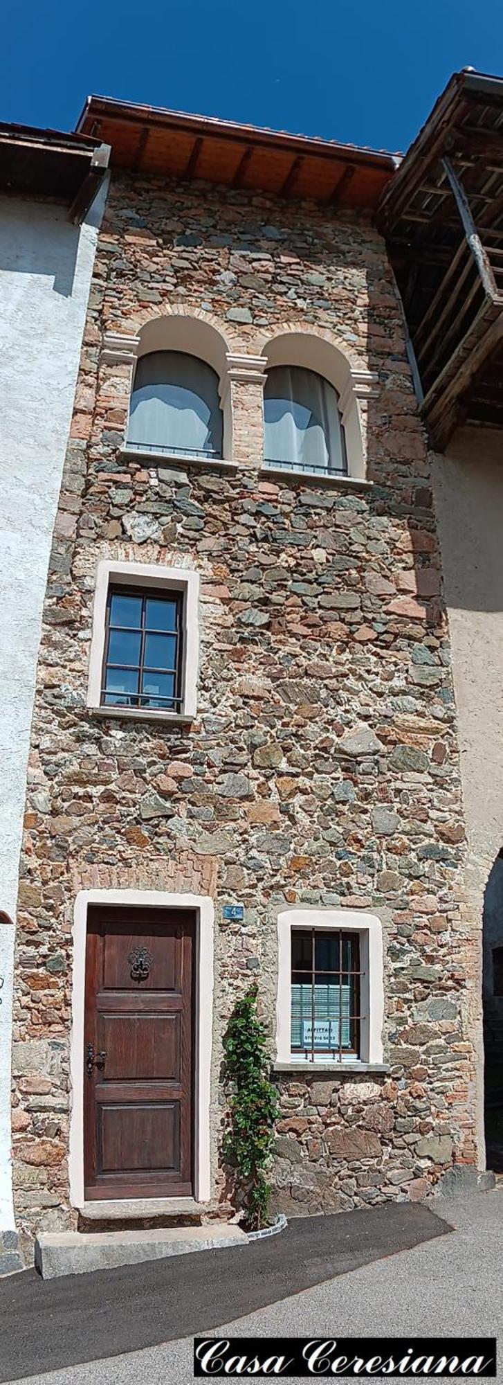 Antica Torre Del Castello Casa Ceresiana Carabietta Exterior foto
